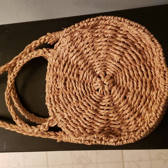 Straw Wicker Crossbody Bag - Picture 5 of 5